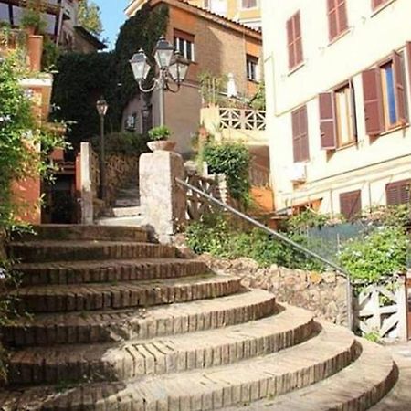 Elegante Open Space Con Vasca Idromassaggio A Trastevere ภายนอก รูปภาพ